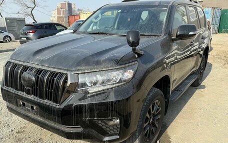 Toyota Land Cruiser Prado 150 рестайлинг 2, 2020 год, 5 400 000 рублей, 3 фотография