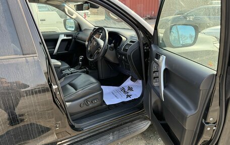 Toyota Land Cruiser Prado 150 рестайлинг 2, 2020 год, 5 400 000 рублей, 7 фотография