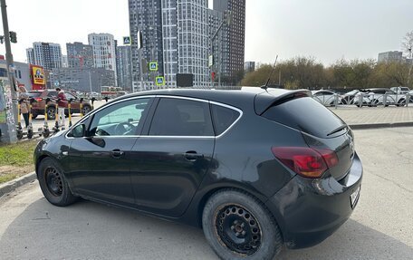 Opel Astra J, 2011 год, 550 000 рублей, 3 фотография