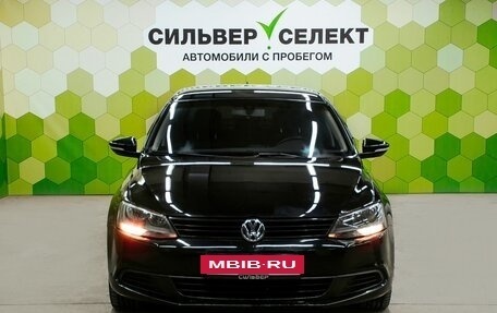 Volkswagen Jetta VI, 2013 год, 950 000 рублей, 3 фотография