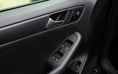 Volkswagen Jetta VI, 2013 год, 950 000 рублей, 20 фотография