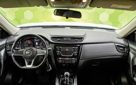 Nissan X-Trail, 2018 год, 2 000 000 рублей, 13 фотография