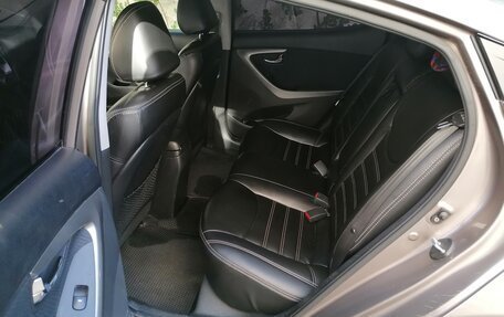 Hyundai Elantra V, 2012 год, 950 000 рублей, 4 фотография