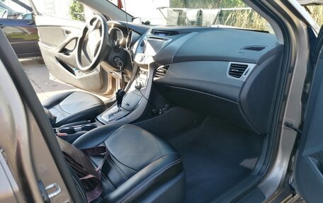 Hyundai Elantra V, 2012 год, 950 000 рублей, 7 фотография