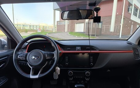 KIA Rio IV, 2021 год, 1 740 000 рублей, 10 фотография
