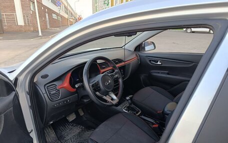 KIA Rio IV, 2021 год, 1 740 000 рублей, 11 фотография