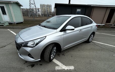 Hyundai Solaris II рестайлинг, 2021 год, 1 190 000 рублей, 2 фотография