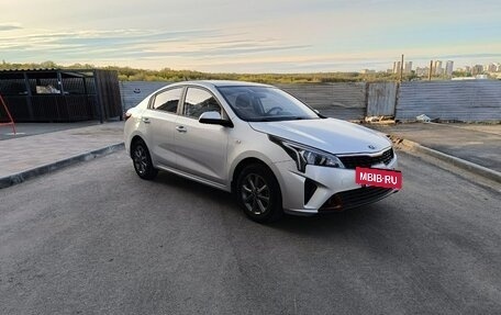 KIA Rio IV, 2021 год, 1 740 000 рублей, 6 фотография