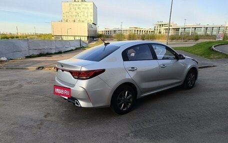 KIA Rio IV, 2021 год, 1 740 000 рублей, 4 фотография