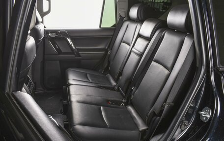 Toyota Land Cruiser Prado 150 рестайлинг 2, 2020 год, 4 970 000 рублей, 9 фотография