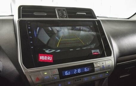 Toyota Land Cruiser Prado 150 рестайлинг 2, 2020 год, 4 970 000 рублей, 12 фотография