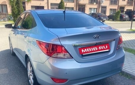 Hyundai Solaris II рестайлинг, 2012 год, 875 000 рублей, 5 фотография