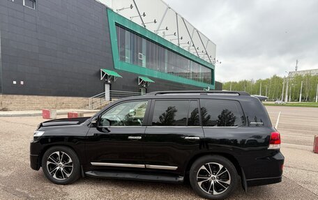 Toyota Land Cruiser 200, 2020 год, 9 300 000 рублей, 5 фотография