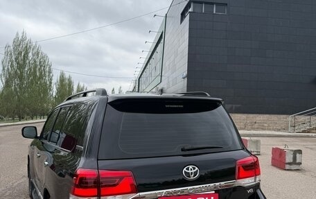 Toyota Land Cruiser 200, 2020 год, 9 300 000 рублей, 4 фотография