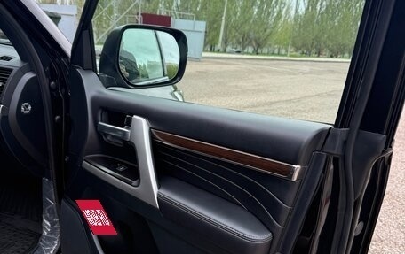 Toyota Land Cruiser 200, 2020 год, 9 300 000 рублей, 22 фотография
