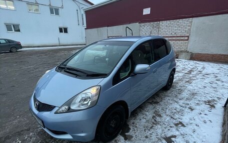 Honda Fit III, 2010 год, 910 000 рублей, 1 фотография