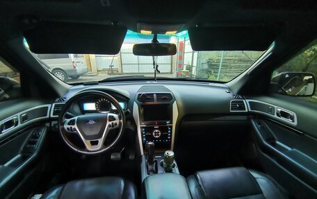 Ford Explorer VI, 2014 год, 2 100 000 рублей, 7 фотография