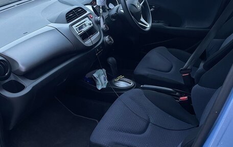 Honda Fit III, 2010 год, 910 000 рублей, 6 фотография