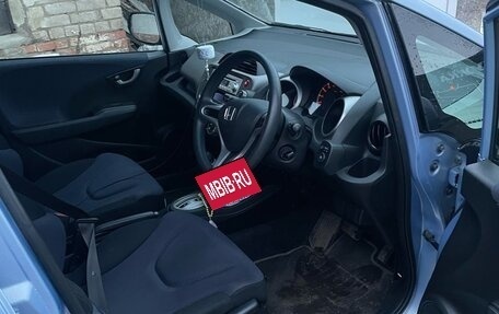 Honda Fit III, 2010 год, 910 000 рублей, 5 фотография