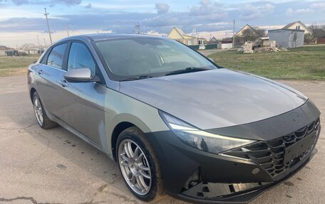 Hyundai Elantra, 2023 год, 1 840 000 рублей, 2 фотография