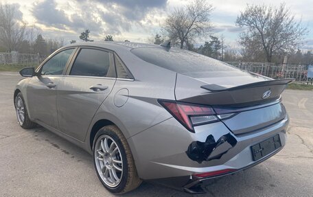 Hyundai Elantra, 2023 год, 1 840 000 рублей, 5 фотография