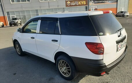 Nissan AD III, 2011 год, 750 000 рублей, 4 фотография