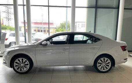 Skoda Superb III рестайлинг, 2025 год, 3 600 000 рублей, 2 фотография