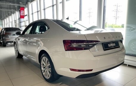 Skoda Superb III рестайлинг, 2025 год, 3 600 000 рублей, 3 фотография