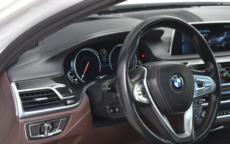 BMW 7 серия, 2016 год, 5 250 000 рублей, 12 фотография