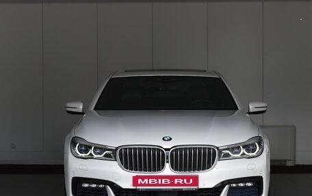 BMW 7 серия, 2016 год, 5 250 000 рублей, 3 фотография