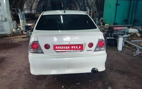 Toyota Altezza, 2001 год, 625 000 рублей, 5 фотография