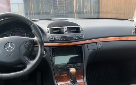 Mercedes-Benz E-Класс, 2003 год, 899 000 рублей, 11 фотография