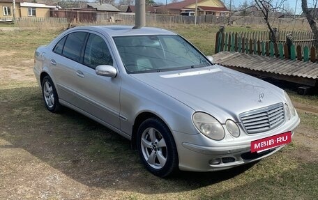 Mercedes-Benz E-Класс, 2003 год, 899 000 рублей, 16 фотография