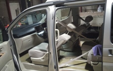 Nissan Elgrand III, 2003 год, 1 650 000 рублей, 5 фотография