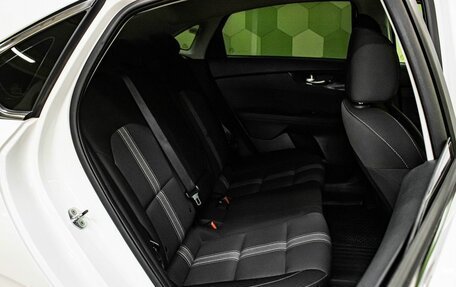 KIA Cerato IV, 2022 год, 2 350 000 рублей, 13 фотография