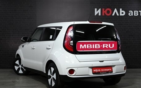 KIA Soul EV I, 2017 год, 1 825 000 рублей, 5 фотография