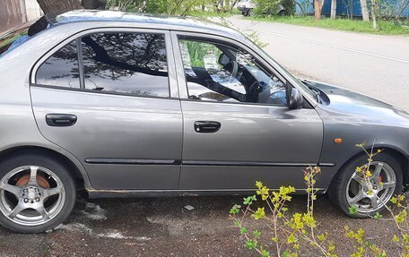 Hyundai Accent II, 2005 год, 350 000 рублей, 2 фотография