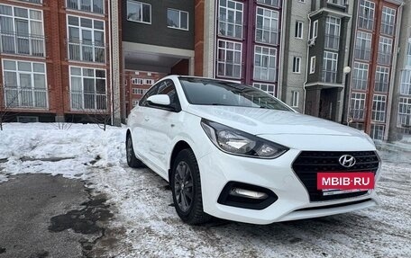Hyundai Solaris II рестайлинг, 2019 год, 1 600 000 рублей, 5 фотография