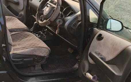 Honda Fit III, 2002 год, 370 000 рублей, 17 фотография