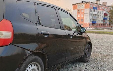 Honda Fit III, 2002 год, 370 000 рублей, 12 фотография