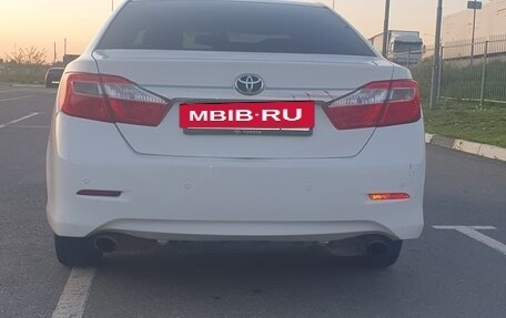 Toyota Camry, 2012 год, 1 620 000 рублей, 2 фотография