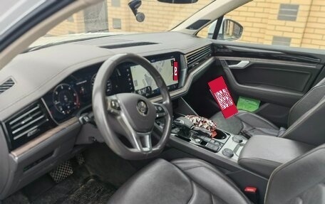 Volkswagen Touareg III, 2019 год, 5 650 000 рублей, 8 фотография
