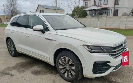Volkswagen Touareg III, 2019 год, 5 650 000 рублей, 4 фотография