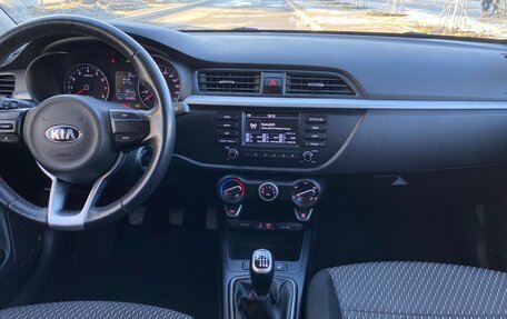 KIA Rio IV, 2018 год, 1 301 000 рублей, 7 фотография