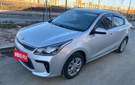 KIA Rio IV, 2018 год, 1 301 000 рублей, 4 фотография