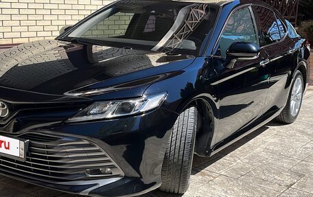 Toyota Camry, 2019 год, 2 870 000 рублей, 8 фотография