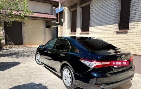 Toyota Camry, 2019 год, 2 870 000 рублей, 4 фотография
