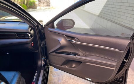 Toyota Camry, 2019 год, 2 870 000 рублей, 25 фотография