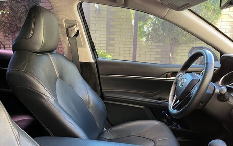 Toyota Camry, 2019 год, 2 870 000 рублей, 20 фотография