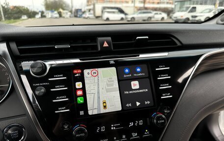 Toyota Camry, 2018 год, 3 350 000 рублей, 8 фотография
